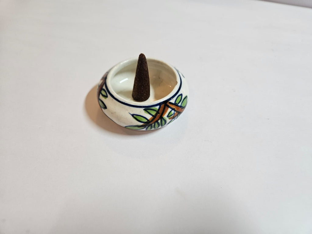 Ceramic stand
